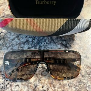 Burberry sunglasses